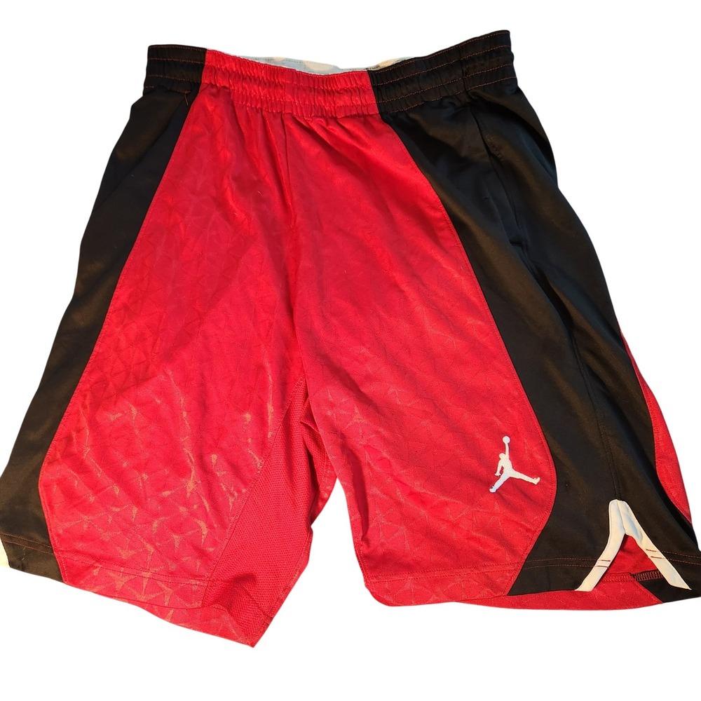 Vintage Jordan Basketball Shorts Mens Medium Red Black Dri-FIT Athletic Gym‎ NBA